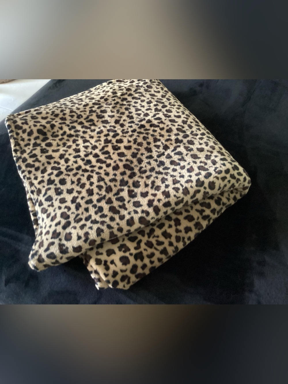 Leopard Print Faux Fur Queen Size Throw Blanket - Tan and Black
